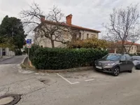 Недвижимость Изола: Дом с Участком: 11