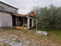 Недвижимость Изола: Дом с Участком: 19