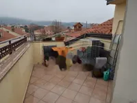 Недвижимость Дом в Изоле: 10