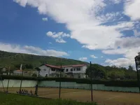 Недвижимость Дом на участке в Чрни Кале: 1