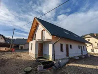 Недвижимость Дом в Нижнем Горье.: 1