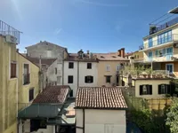Недвижимость Дом с террасой Пиран: 2