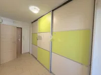 Недвижимость Трёхкомнатная квартира в Бежиграде: 3