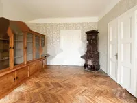 Недвижимость Квартира 5 комнат и больше в центре Любляны: 5