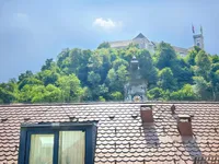 Недвижимость Квартира, 5 и более комнат в Центре Любляны: 11