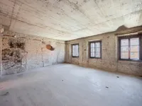 Недвижимость Квартира с 5 и более комнатами в центре Любляны: 9