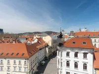 Недвижимость Квартира 4-комнатная в центре Любляны: 2