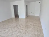 Недвижимость 2-комнатная квартира в центре: 19