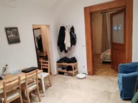 Недвижимость 2-комнатная квартира на улице Назорьева в центре Любляны: 4
