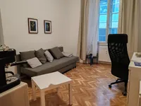 Недвижимость 2-комнатная квартира на улице Назорьева в центре Любляны: 9