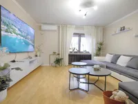 Недвижимость Трёхкомнатная квартира Поле: 3
