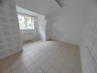 Недвижимость Двухкомнатная квартира в центре: 5