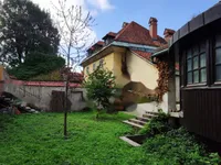 Недвижимость Квартира, 4-5 комнат, центр: 10