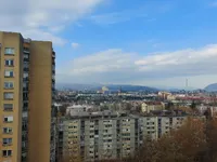 Недвижимость Трёхкомнатная квартира на улице Топнишка: 2
