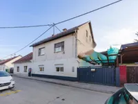 Недвижимость Четырёхкомнатная квартира в Любляне, Мосте: 2