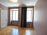 Недвижимость Четырёхкомнатная квартира в Старой Любляне: 9