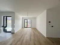 Недвижимость Квартира, 4 комнаты Долги-Мост: 4