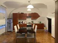 Недвижимость Пятикомнатная квартира в центре: 10