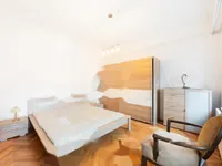 Недвижимость Квартира, 5 и более комнат, Центр: 6