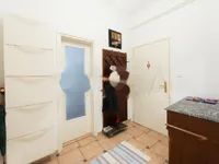 Недвижимость Квартира, 5 и более комнат, Центр: 9