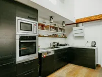 Недвижимость Квартира, 5 и более комнат в центре Любляны: 15