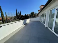 Недвижимость Квартира с видом на море: 3