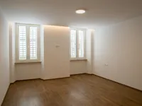 Недвижимость Квартира, 5 и более комнат Копер: 8
