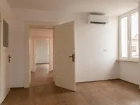 Недвижимость Квартира, 5 и более комнат Копер: 11