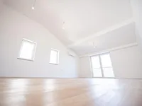 Недвижимость Квартира на Малие 95D: 12
