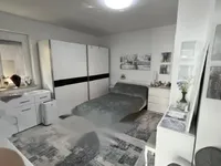 Недвижимость Трёхкомнатная квартира в Портороже: 11