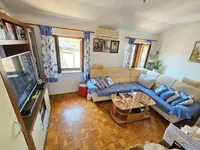 Недвижимость Трёхкомнатная квартира : 10