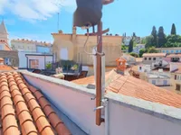 Недвижимость Трёхкомнатная квартира : 24