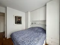 Недвижимость Двухкомнатная квартира в центре: 16