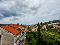 Недвижимость Квартира на пять комнат и более в Луции: 25