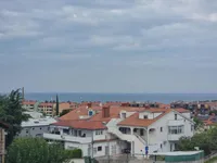 Недвижимость 2-комнатная квартира Изола: 1