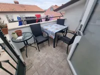 Недвижимость 2-комнатная квартира Изола: 4