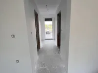 Недвижимость Дом, дуплекс Состро: 7