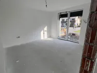 Недвижимость Дом, дуплекс Состро: 11