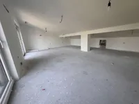Недвижимость Дом, дуплекс Состро: 13