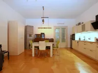 Недвижимость Дом, Старая Любляна: 21