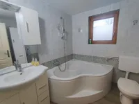 Недвижимость Дом, Любляна, Вич.: 5