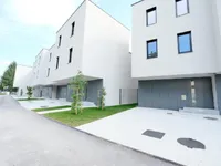 Недвижимость Дом с террасой Любляна Вич: 3