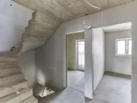 Недвижимость Дом с террасой Новый ТАЦЕН, Брод.: 12