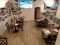 Недвижимость Коммерческое помещение в центре: 4