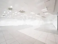 Недвижимость Коммерческое помещение в центре: 3