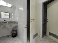 Недвижимость Офисное помещение в центре: 2