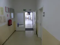 Недвижимость Коммерческое помещение Стегне: 3