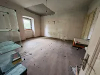 Недвижимость Дом в центре Хрпеле: 3