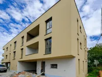 Недвижимость Трехкомнатная квартира в Ново Поле: 155