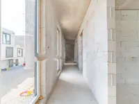 Недвижимость Двухэтажный дом, Шишка: 10
